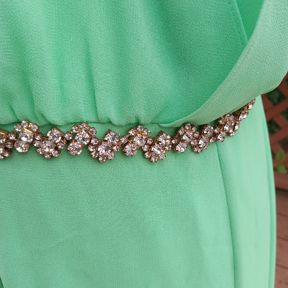 💥 HOST PICK 🤩 size 14 Vince Camuto Bejeweled Sleeveless Green Gown - Picture 14 of 16